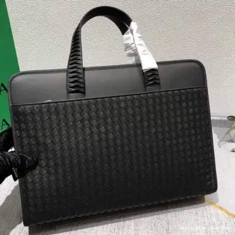 Official Brother Sam 2306YZ0039 Bottega Veneta Bag 0630